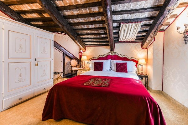 Ai Cherubini Main image